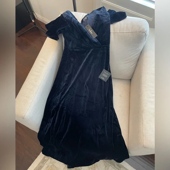 Lulus | Dresses | Lulus Velvet Wedding Guest Dress | Poshmark